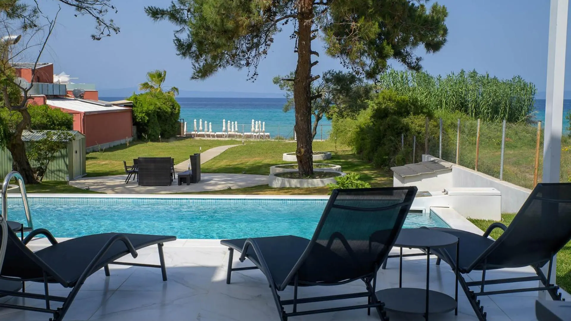 Aura Beachfront Private Pool Villa Kriopigi Greece
