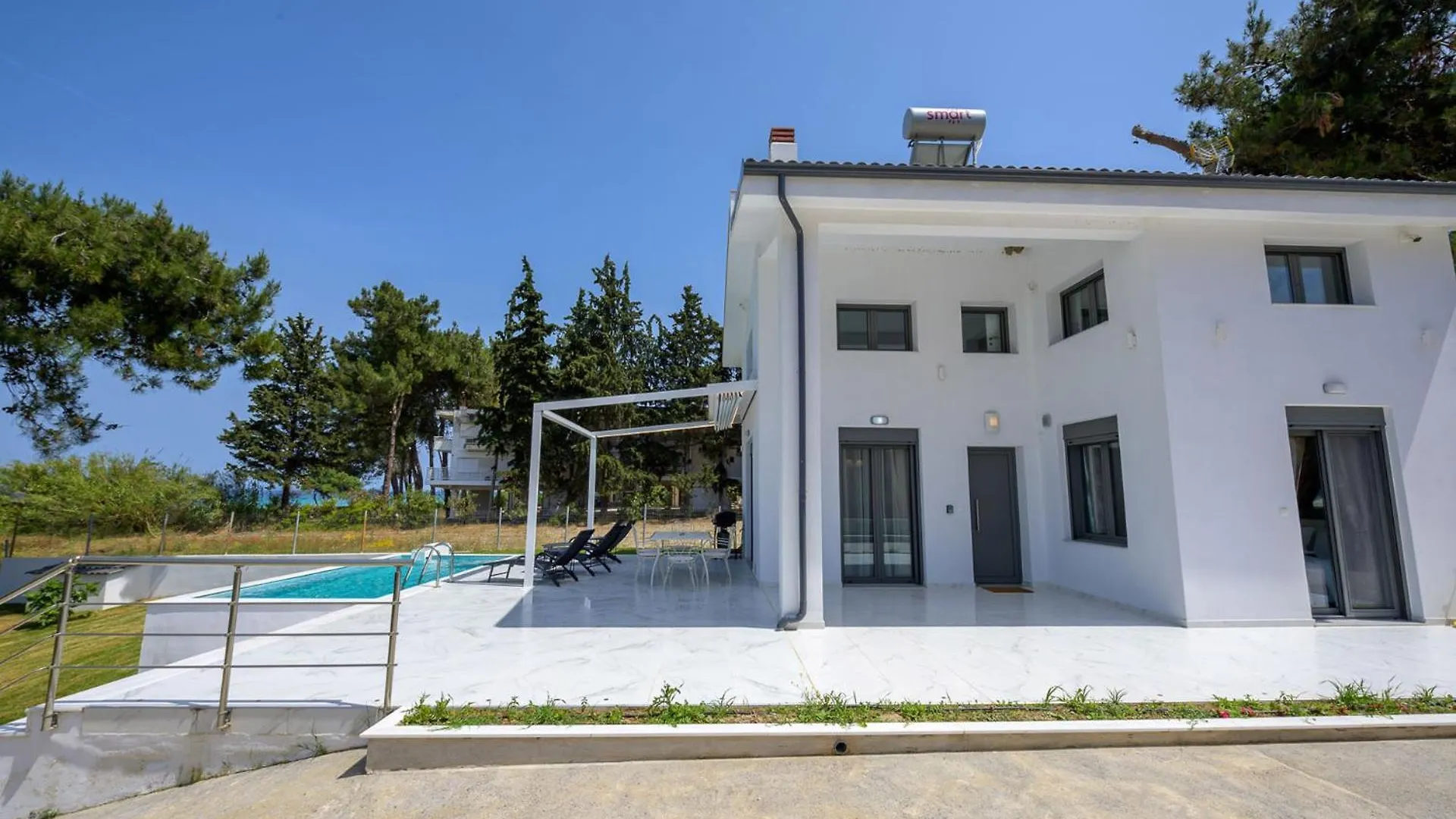 Holiday home Aura Beachfront Private Pool Villa Kriopigi Greece