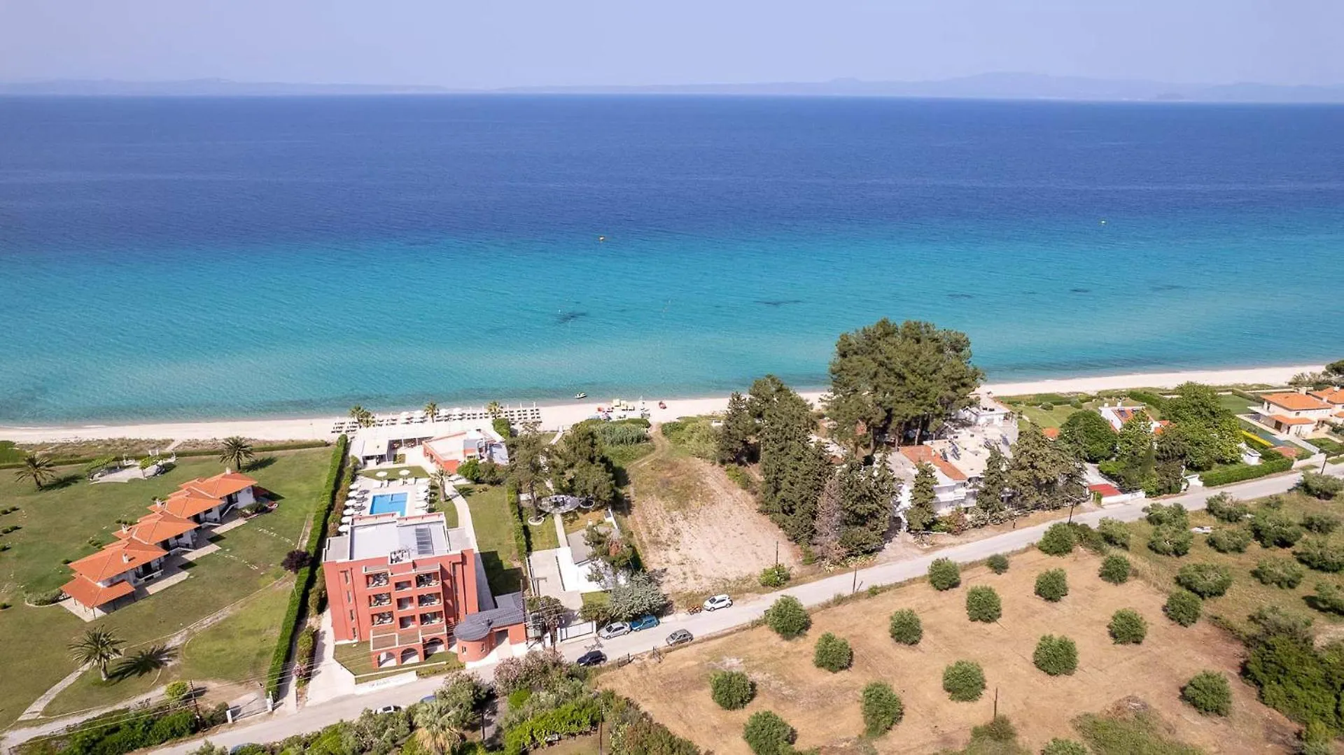Aura Beachfront Private Pool Villa Kriopigi