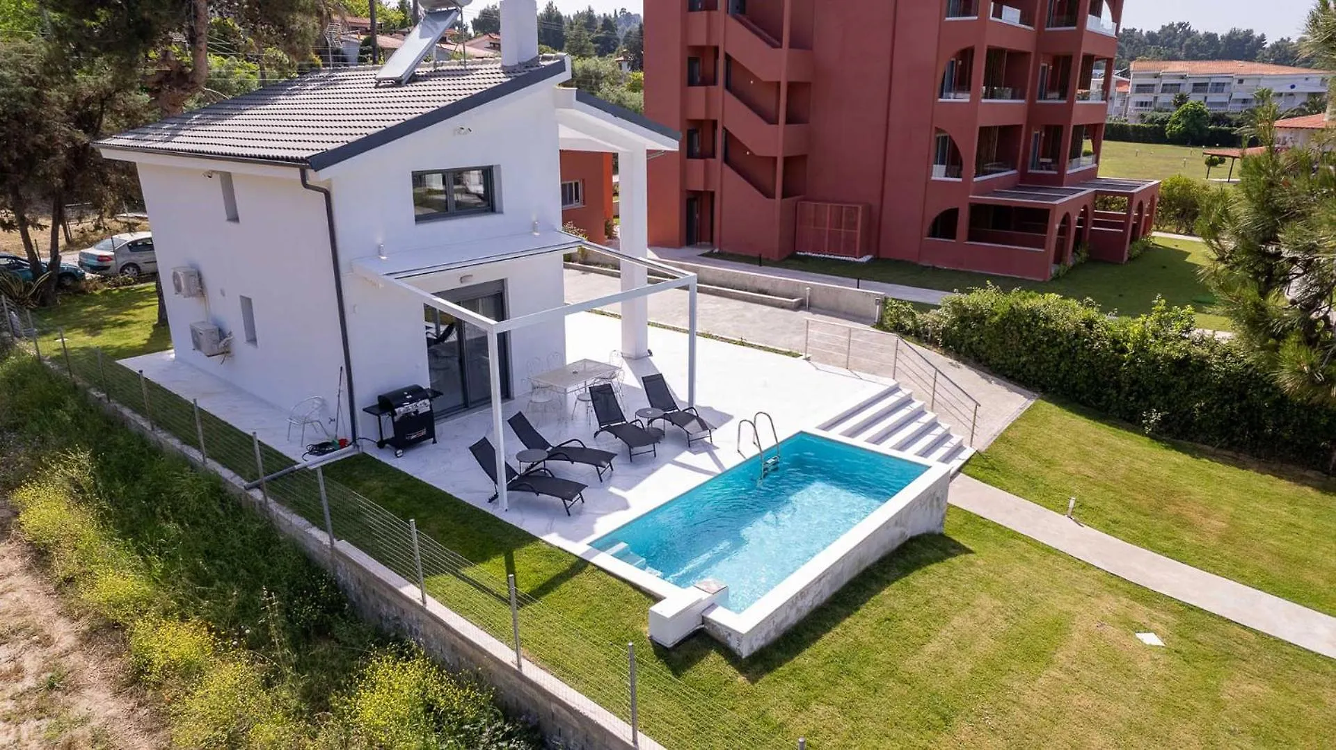 Holiday home Aura Beachfront Private Pool Villa Kriopigi